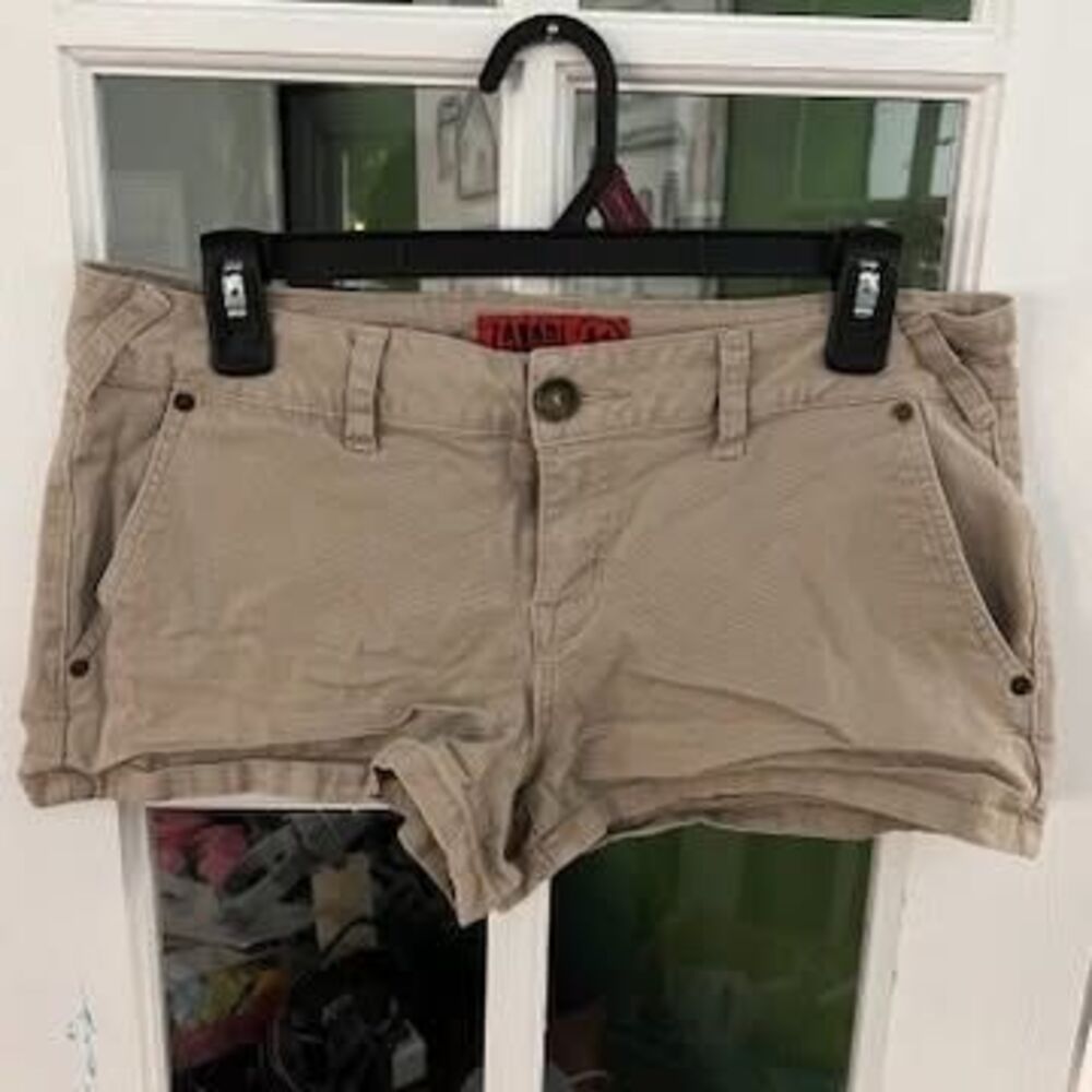 Zanadi Khaki Shorts Size 11